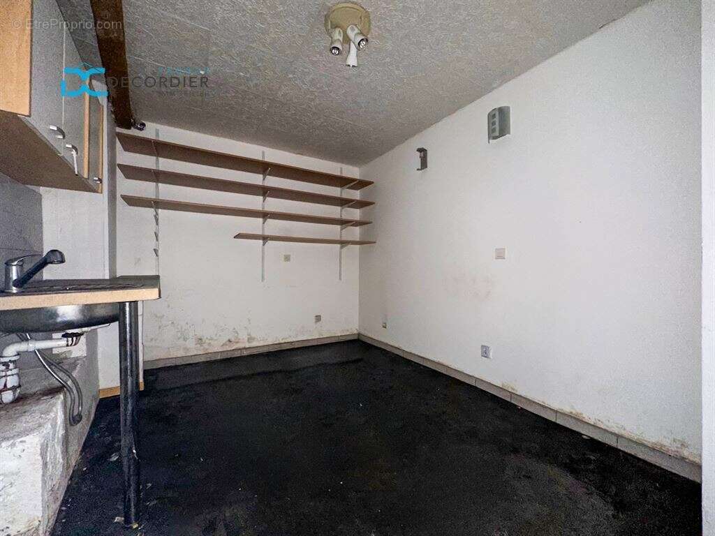 Commerce à EVIAN-LES-BAINS