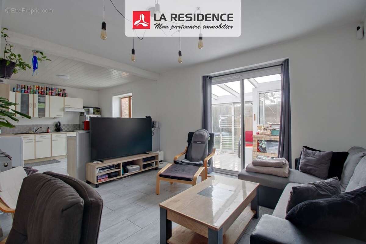 Maison à SAINT-ETIENNE-DU-ROUVRAY