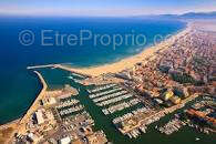 Commerce à CANET-EN-ROUSSILLON