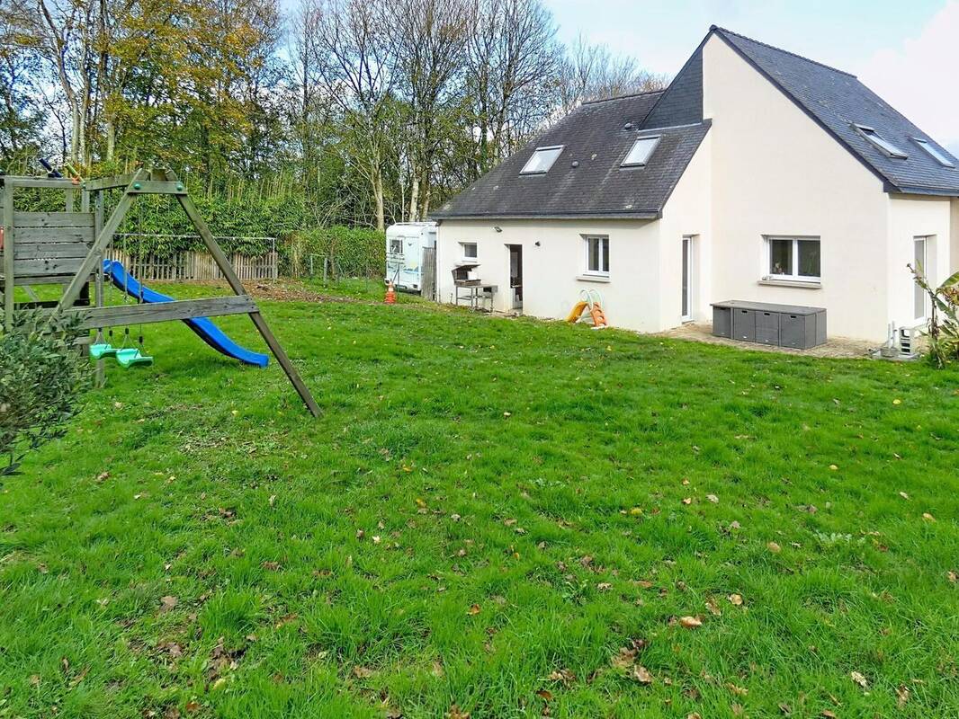 Photo 1 - Maison à LANDIVISIAU