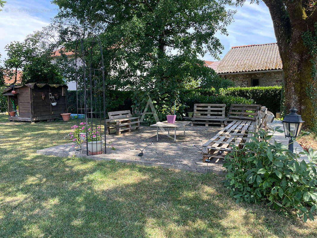 Propriété  7 pièce(s) 230 m2 - photo 4