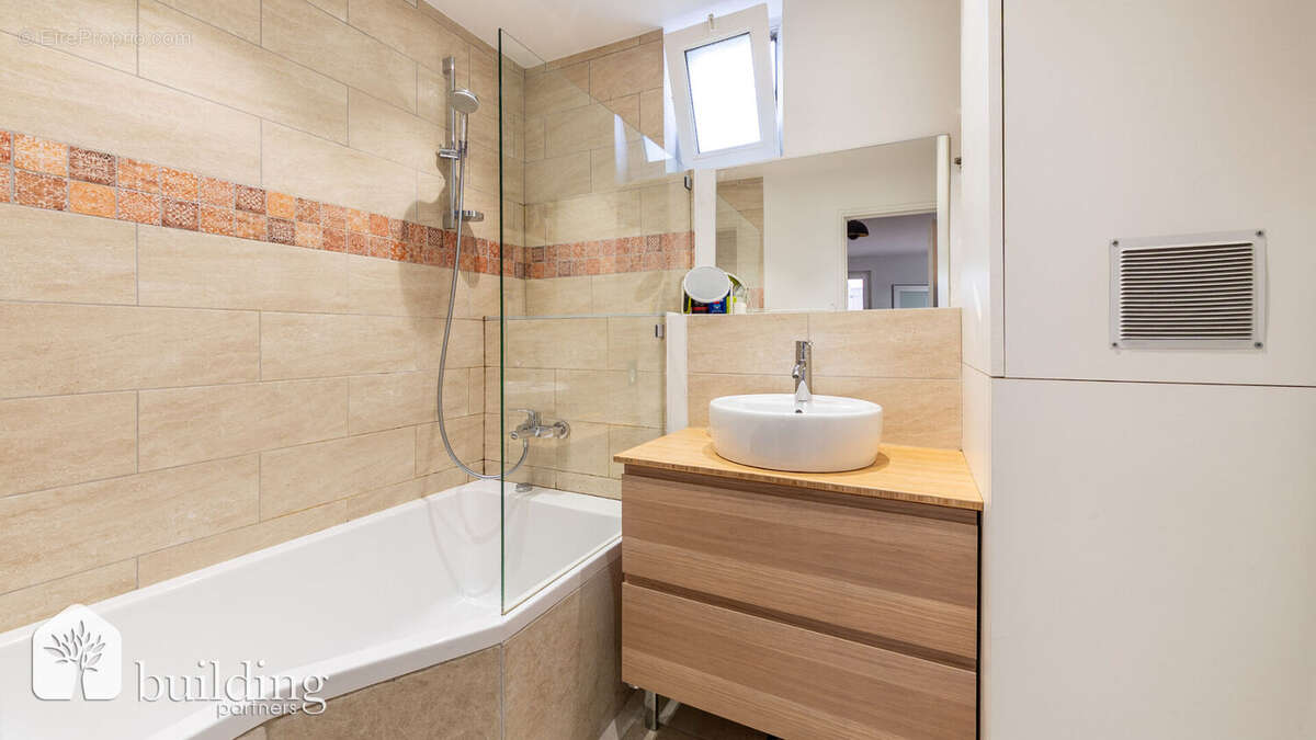 Appartement à ASNIERES-SUR-SEINE