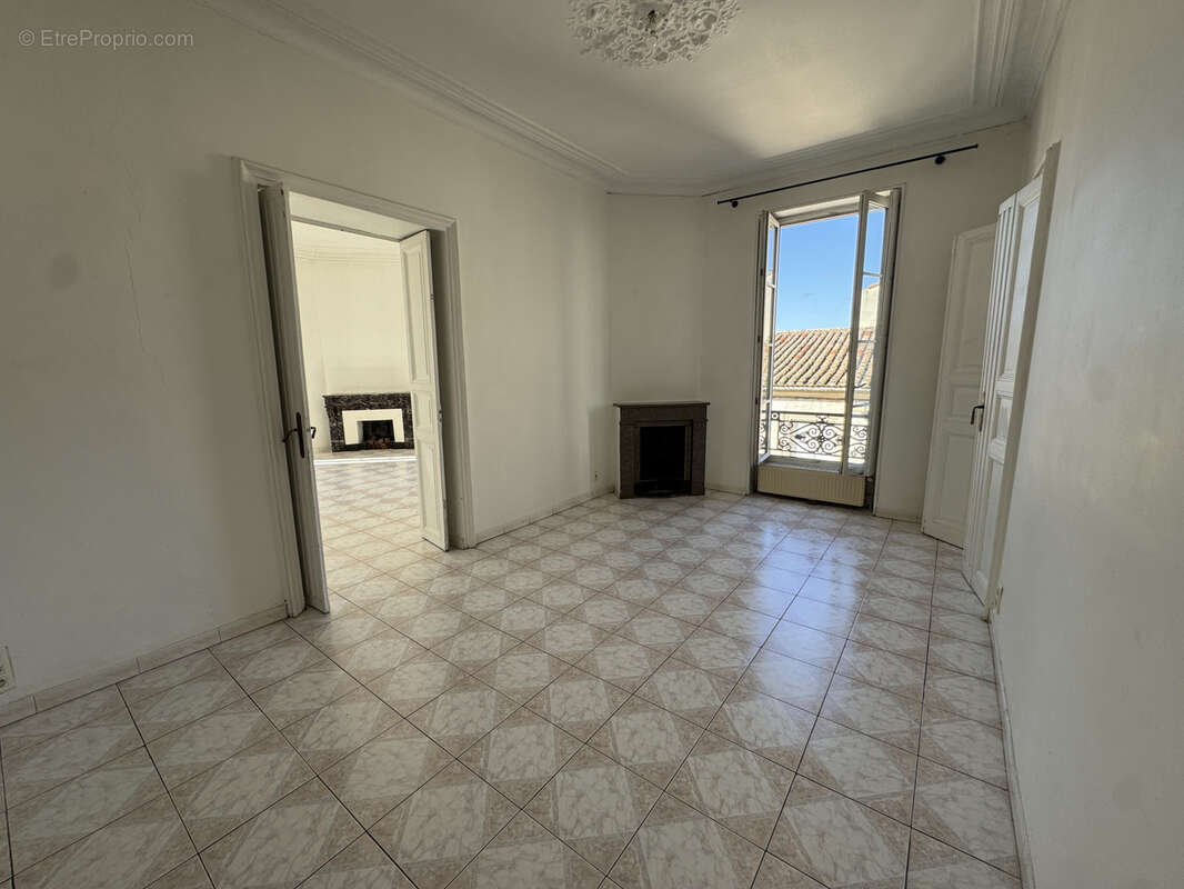 Appartement à NIMES