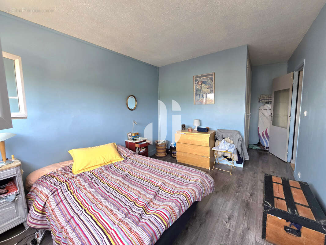 Appartement 4 pièces Gradignan 72 m2 avec balcon cave et parking - photo 7