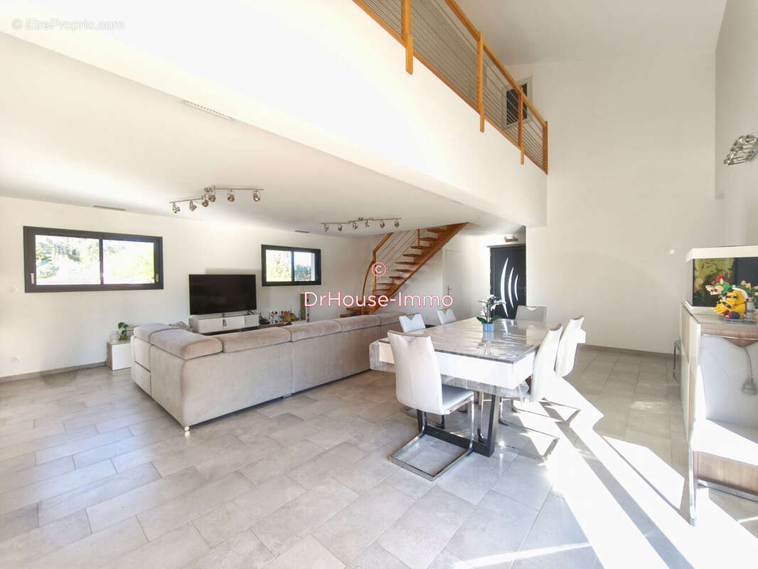 Maison 200 m² à Trelissac  - photo 15