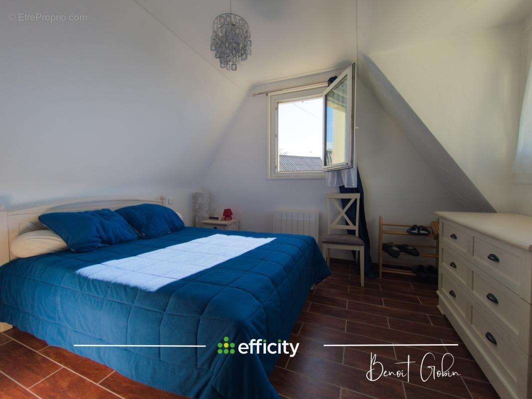 Maison 143 m² à Carhaix-Plouguer  - photo 9