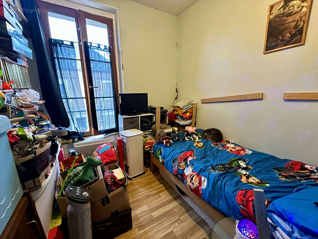 Appartement à MARLE