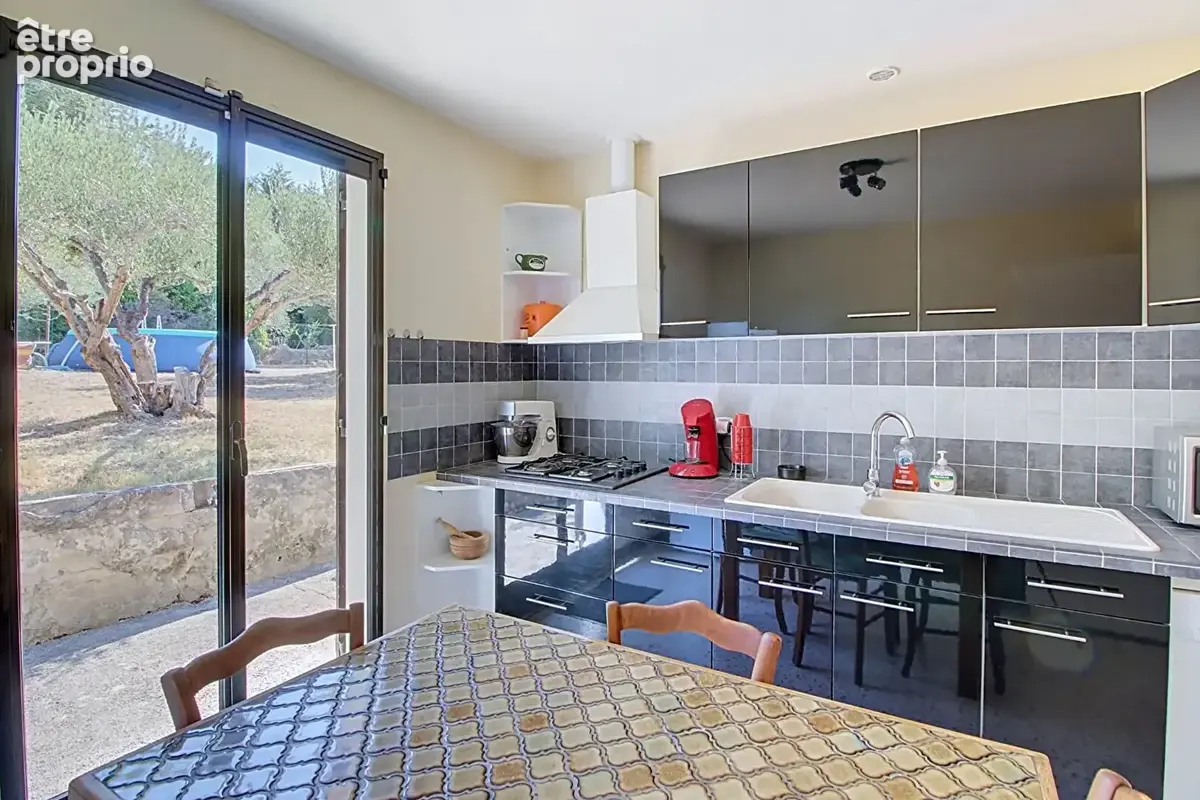 A VENDRE EN EXCLUSIVITÉ !  A SAINT-ANTONIN DU VAR - Maison de plain-pied de 82m² + garage  sur un terrain de 2300 m² - photo 15