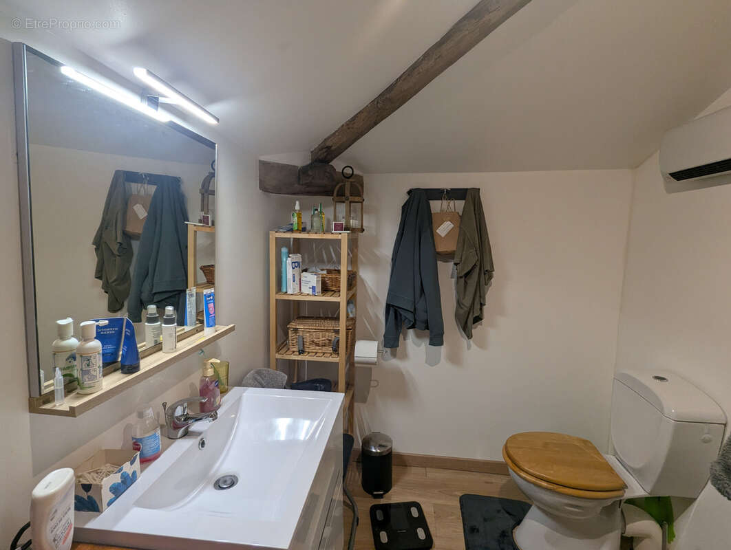 Maison à SAINT-GERMAIN-DE-LUSIGNAN