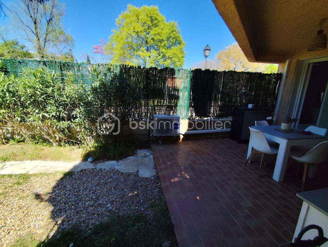 Appartement à LORGUES