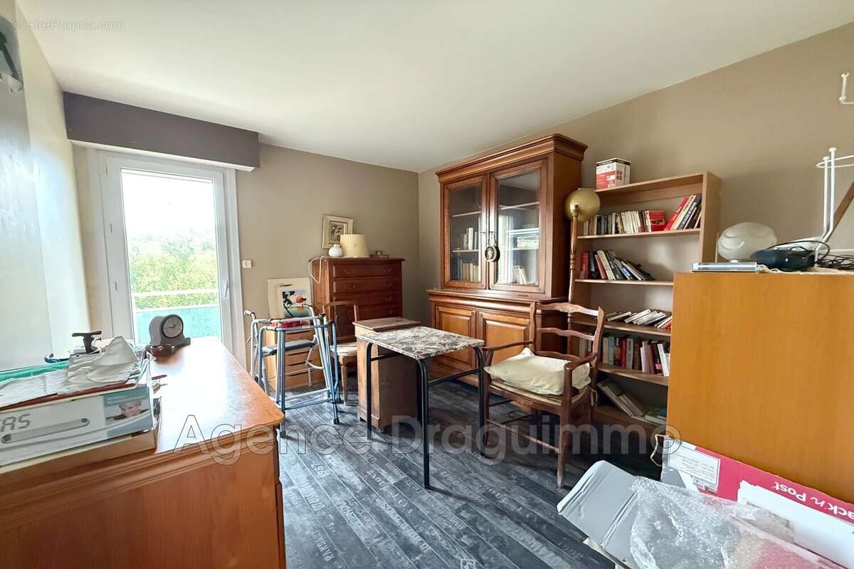 Appartement à DRAGUIGNAN