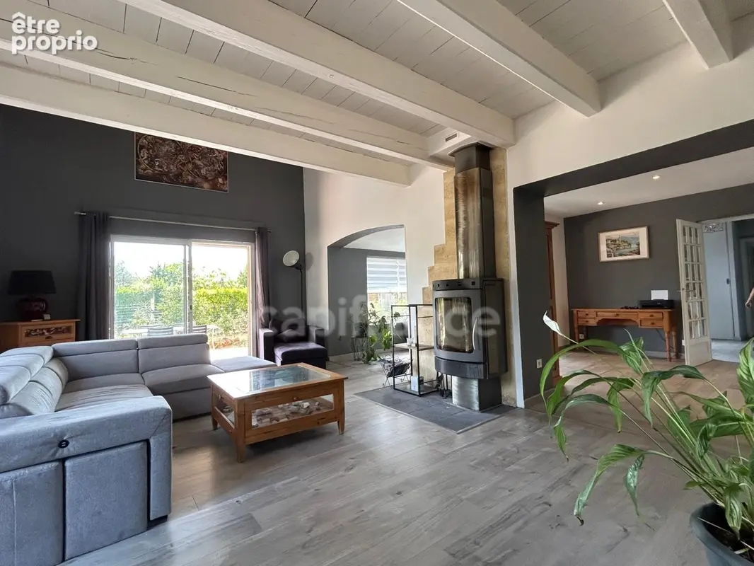 Maison de plain-pied 5 pièces de 204 m² avec piscine sur plus de 2 000 m² de terrain COURNONTERRAL (34) - photo 4