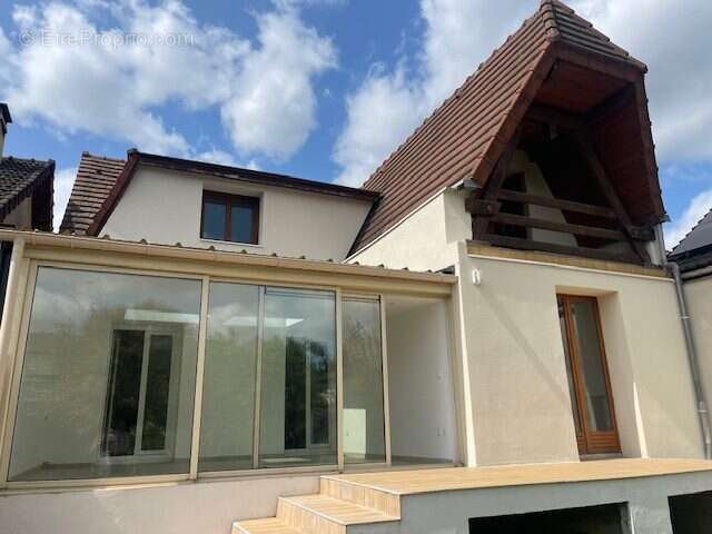 Maison à LE BLANC-MESNIL