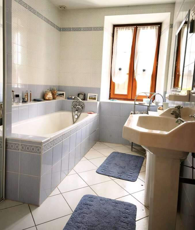 Maison 4 chambres et studio independant - jaunay marigny - photo 12