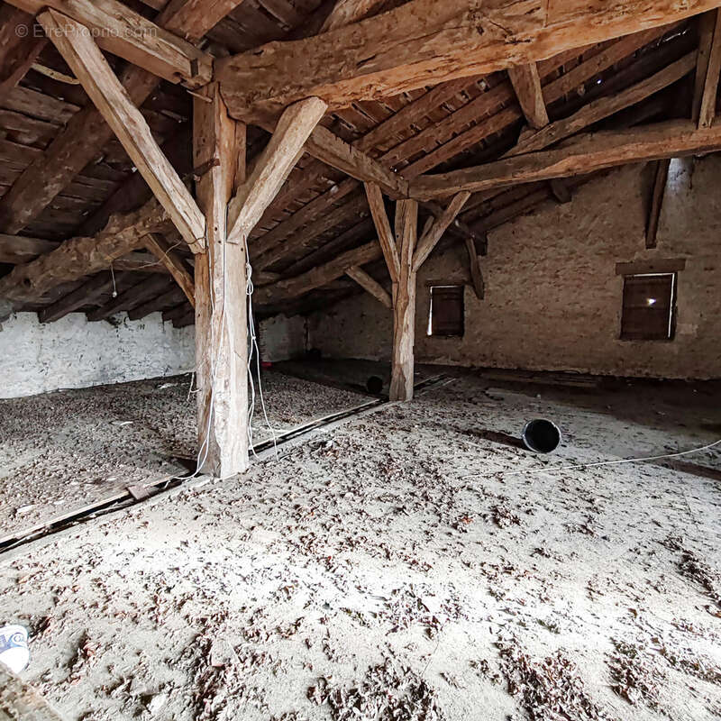 Maison à CASTELJALOUX