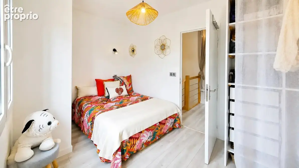 HYÈRES, Bas de Costebelle – Maison R+1 70 m², terrasse, jardin, stationnements - photo 11