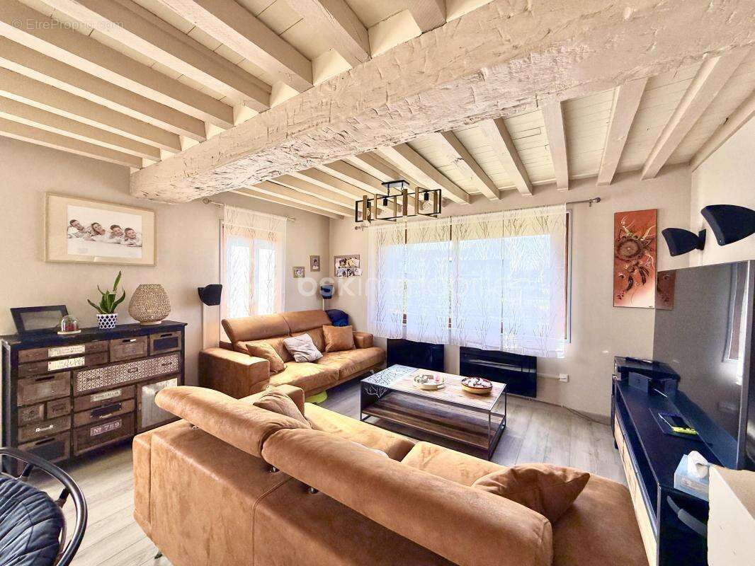 Maison à LA MAILLERAYE-SUR-SEINE