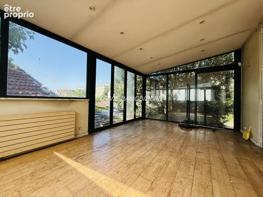 Appartement 3 pièces 92 m² à vendre à Charenton-Le-Pont (94220) - photo 4