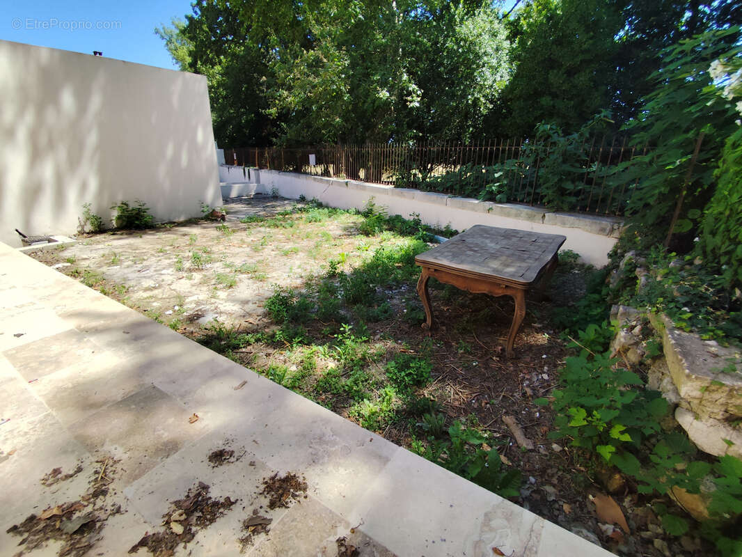 Jonquieres saint vincent type 4 de 128m2 avec jardin parking - photo 11