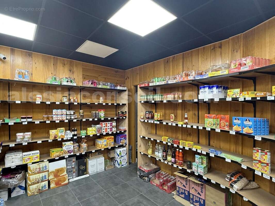 bezo36-siva-fond - Commerce à PARIS-14E