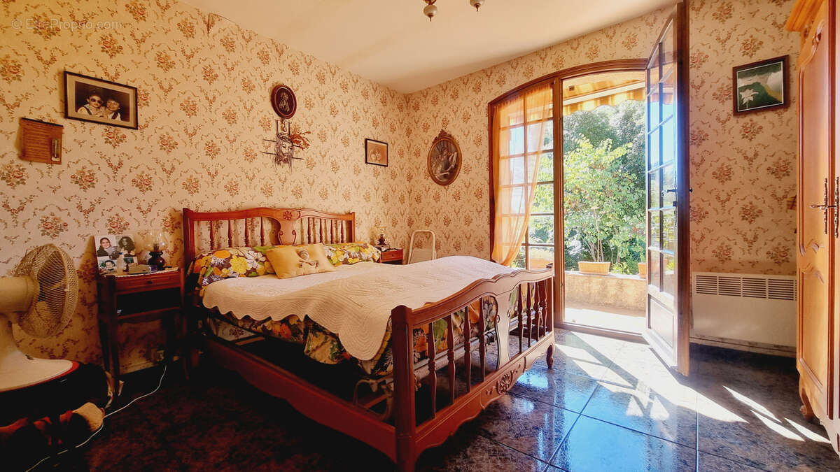 Maison à SAINT-RAPHAEL