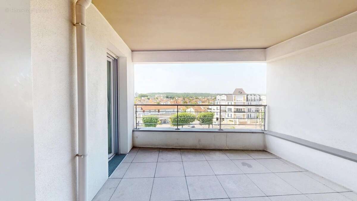 Appartement à CHELLES