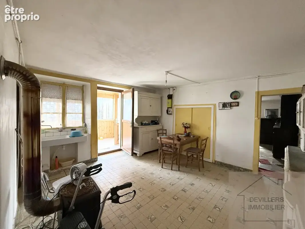 Ferme à rénover avec grange et dépendances à tarcenay-foucherans - photo 6