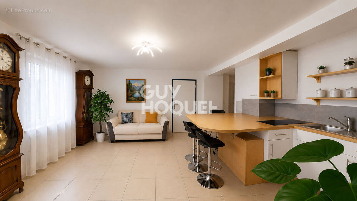 Appartement à ROUGEMONT-LE-CHATEAU