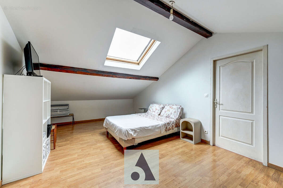 Maison à LYON-8E