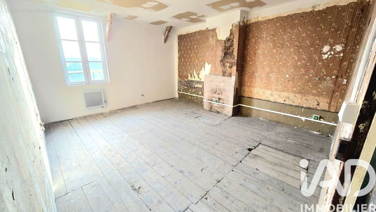 Photo 7 - Maison à MARINGUES