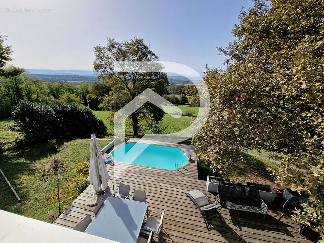 Maison à ARTHEZ-DE-BEARN