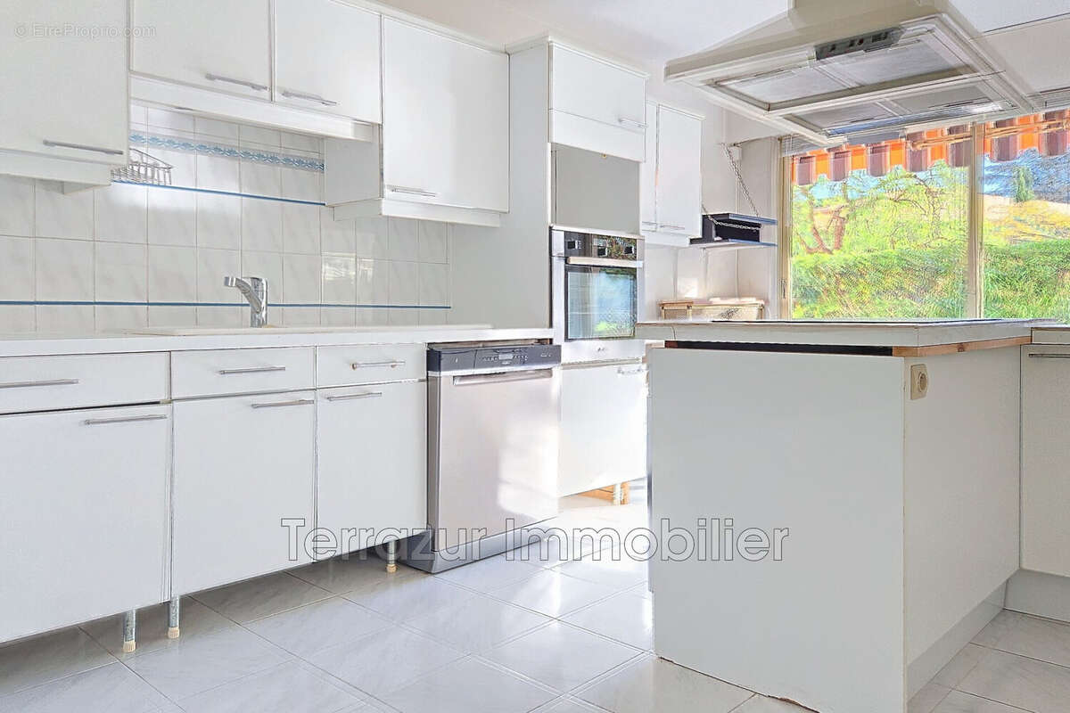 Appartement 127 m² à Vallauris  - photo 2