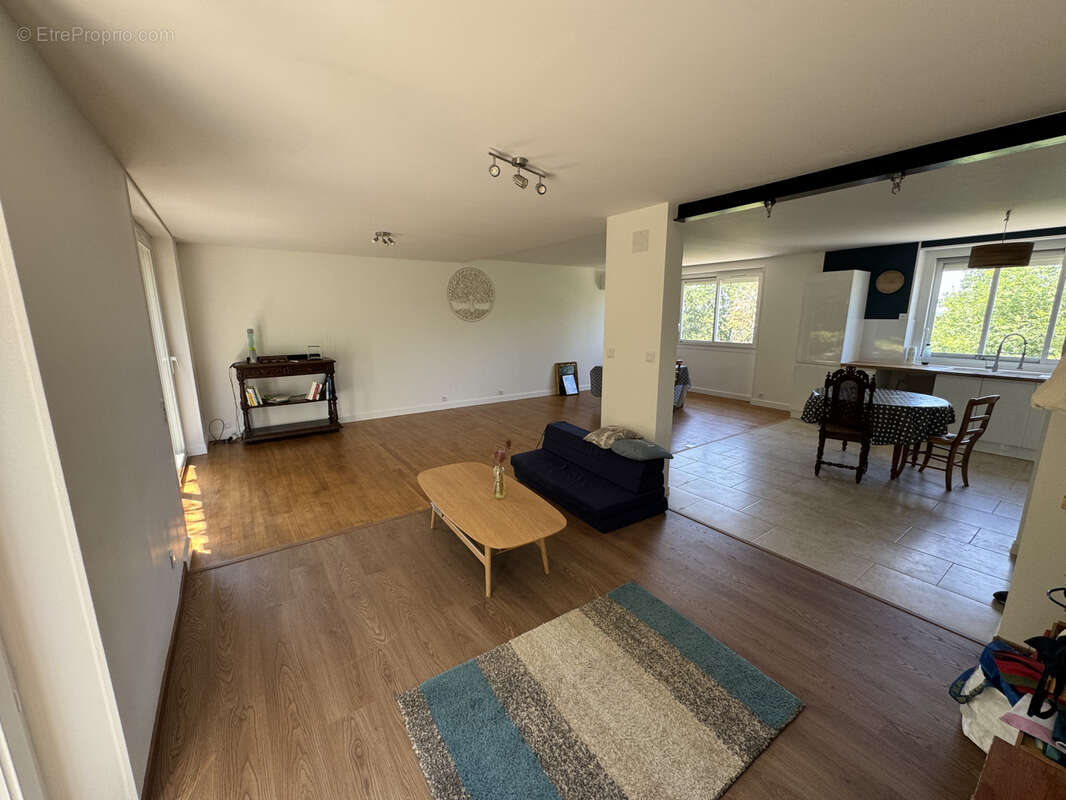 Maison à AIGUEFONDE