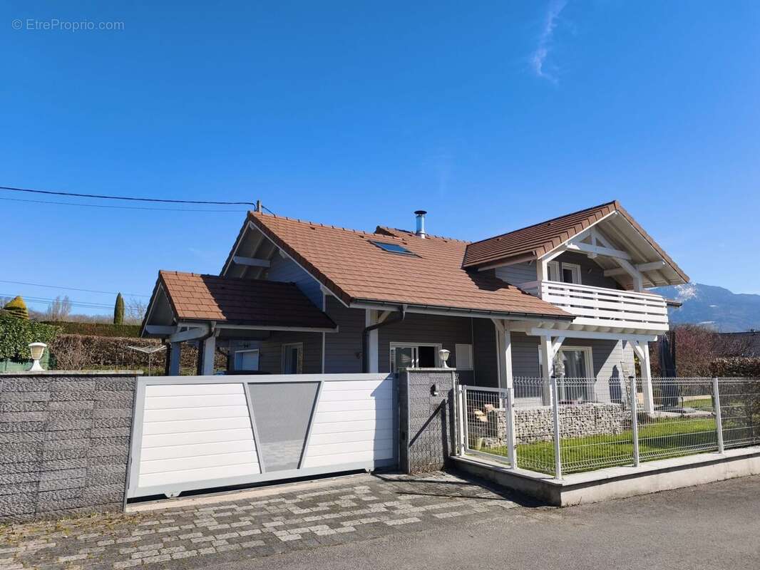 Maison à BALLAISON