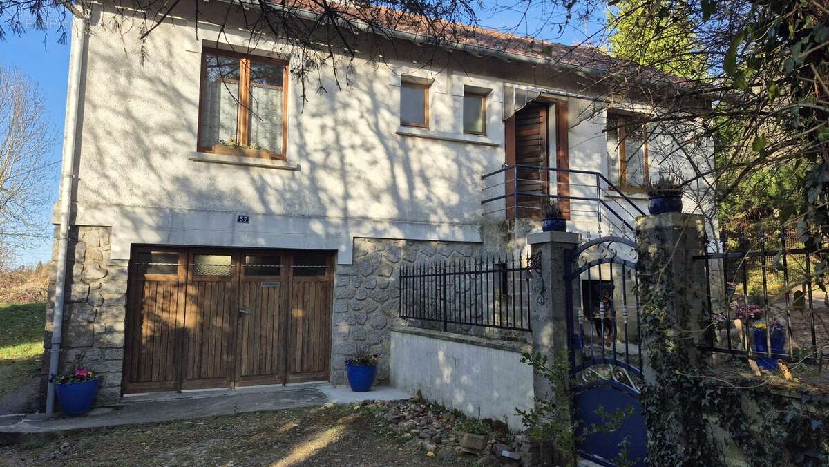 Maison à BOURGANEUF