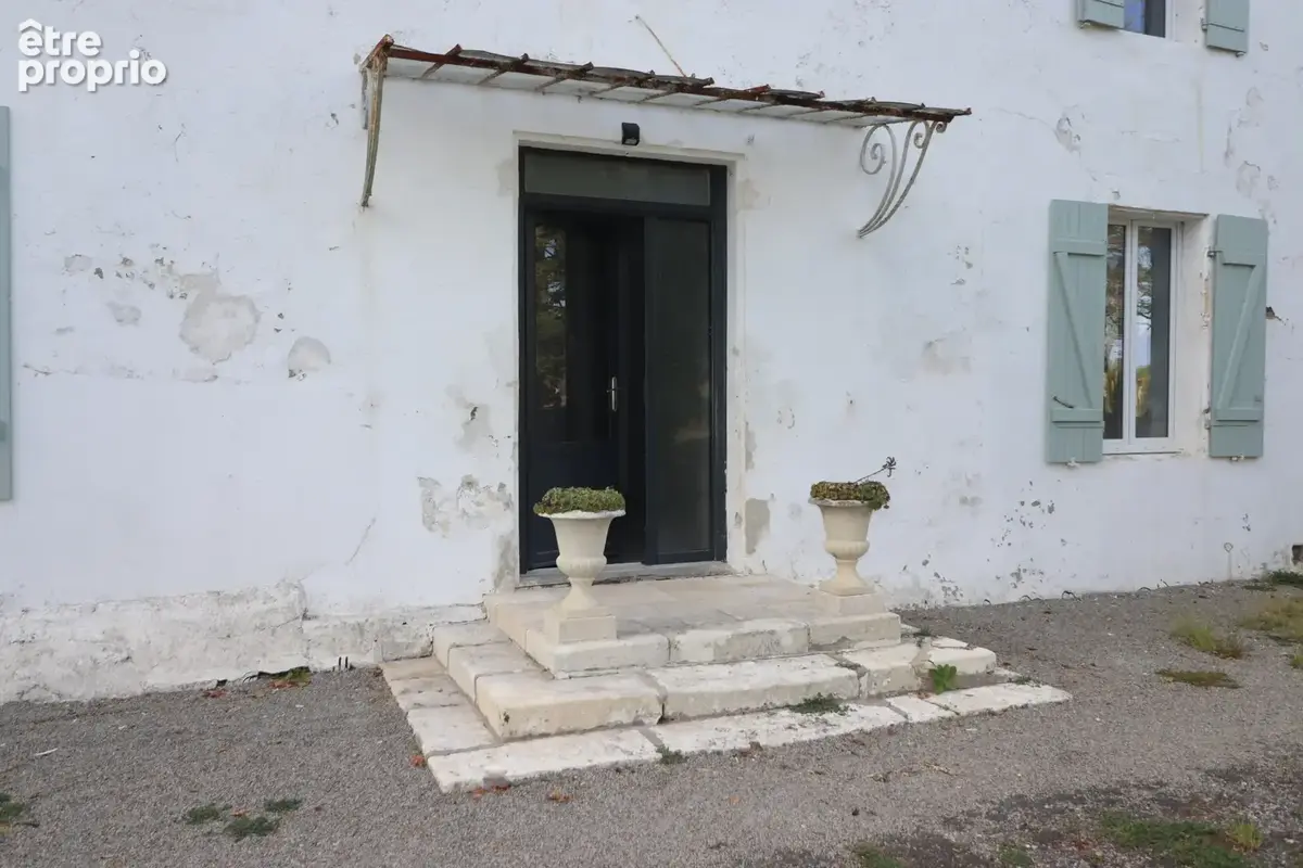 Secteur Mirambeau Maison de maitre - photo 8