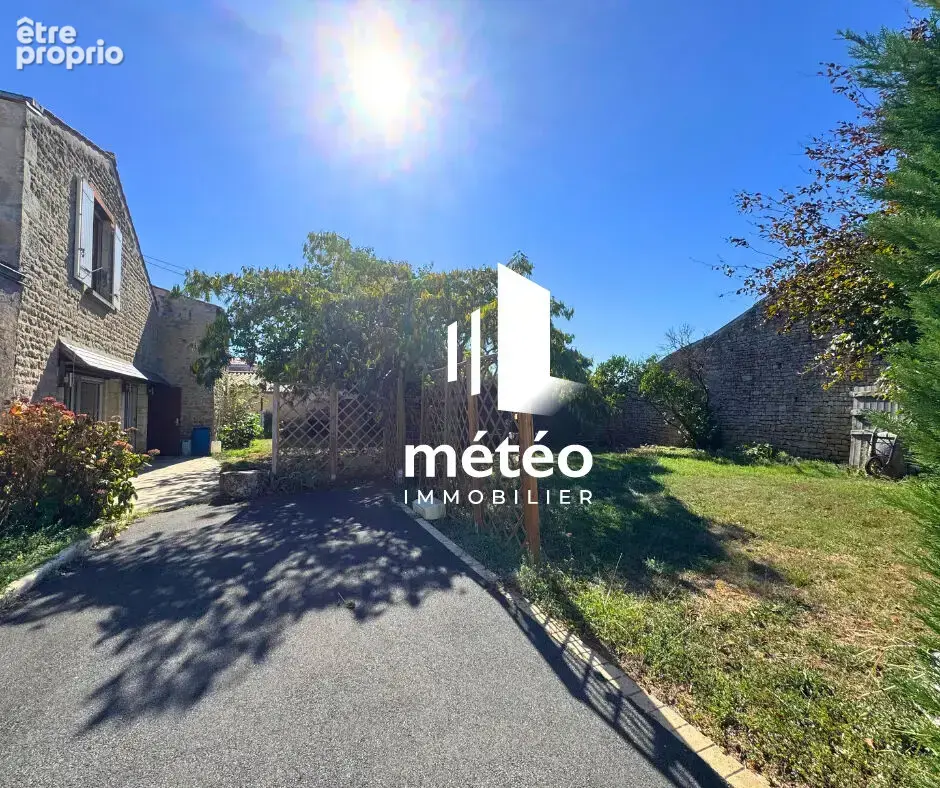 Maison en pierre  de 172m² - Péault - photo 17