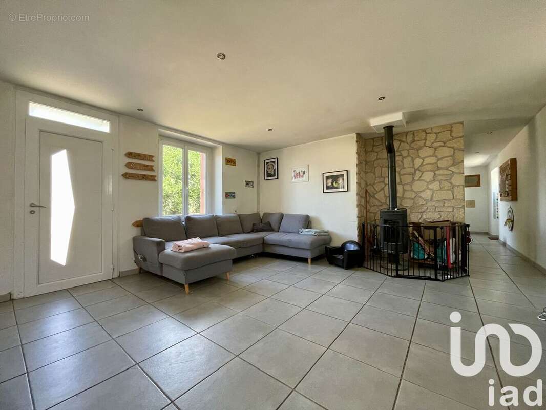 Photo 2 - Maison à QUINTIN