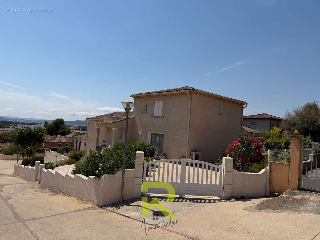 Maison à LEZIGNAN-CORBIERES