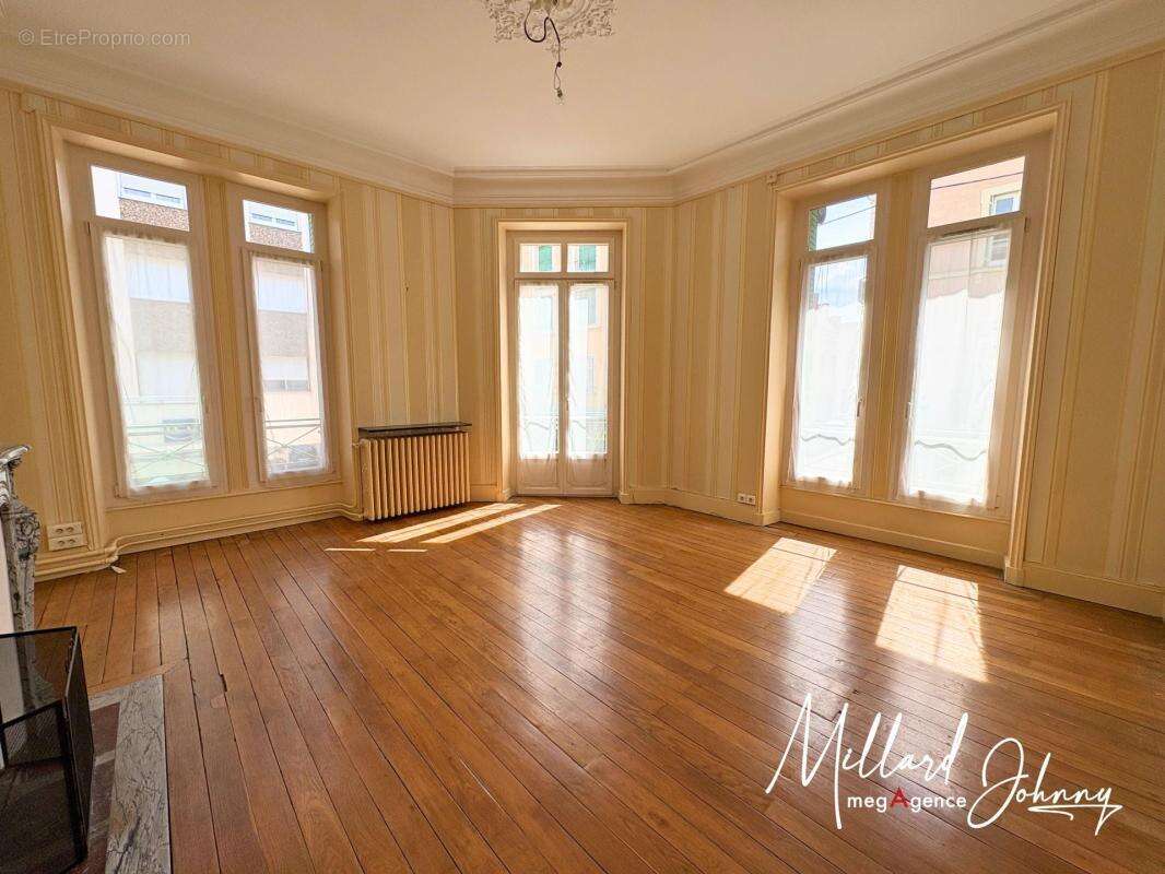 Appartement 172m² avec local commercial - photo 2