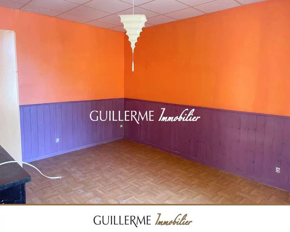 Appartement à SALORNAY-SUR-GUYE