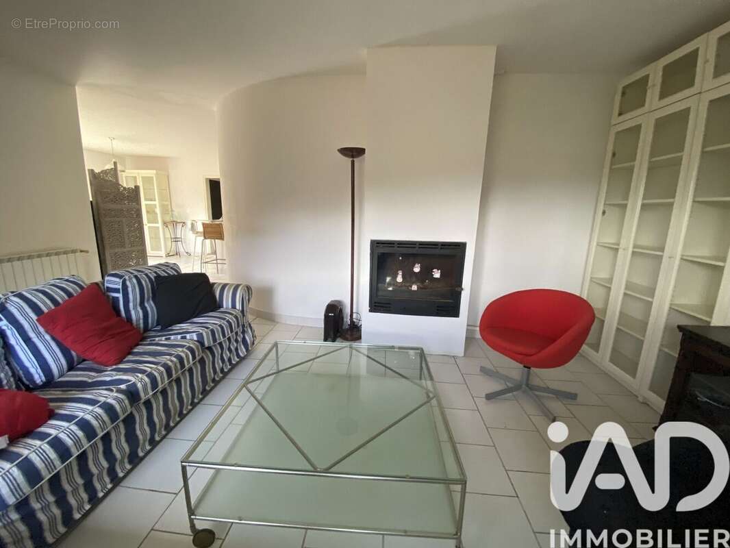 Maison 158 m² à Molieres-Cavaillac  - photo 3