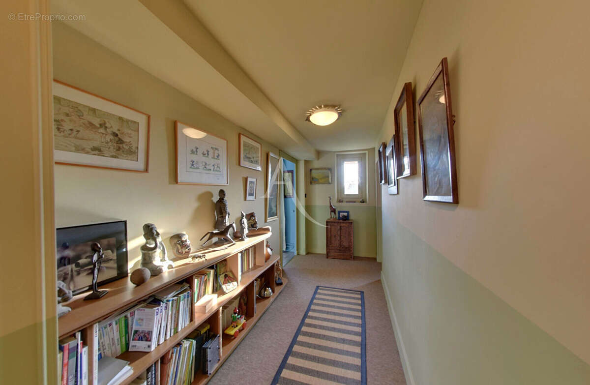 Maison à CHAMPS-SUR-YONNE