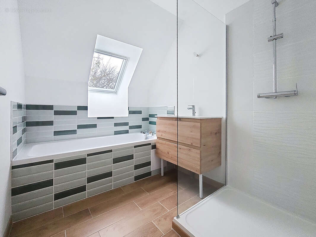 Maison à ROMILLY-SUR-ANDELLE