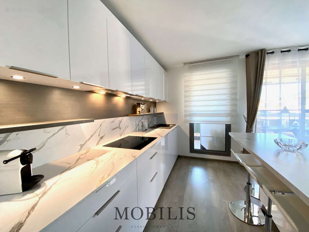 Appartement à MARSEILLE-8E