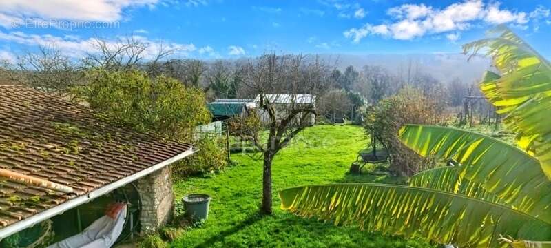 Maison à ETREPIGNEY
