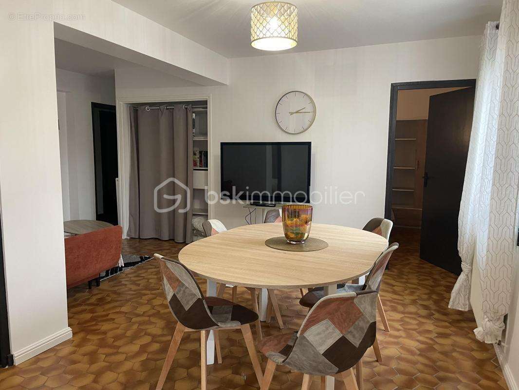 Maison divisee en t4, t3 et t2 - photo 8