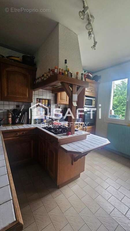 Maison 135 m² à Brette-Les-Pins  - photo 4