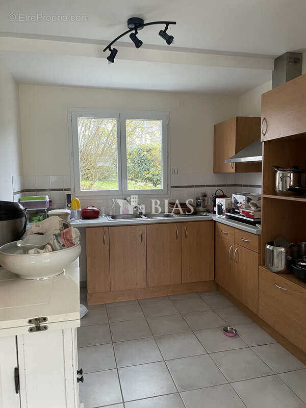 Maison à EQUEMAUVILLE