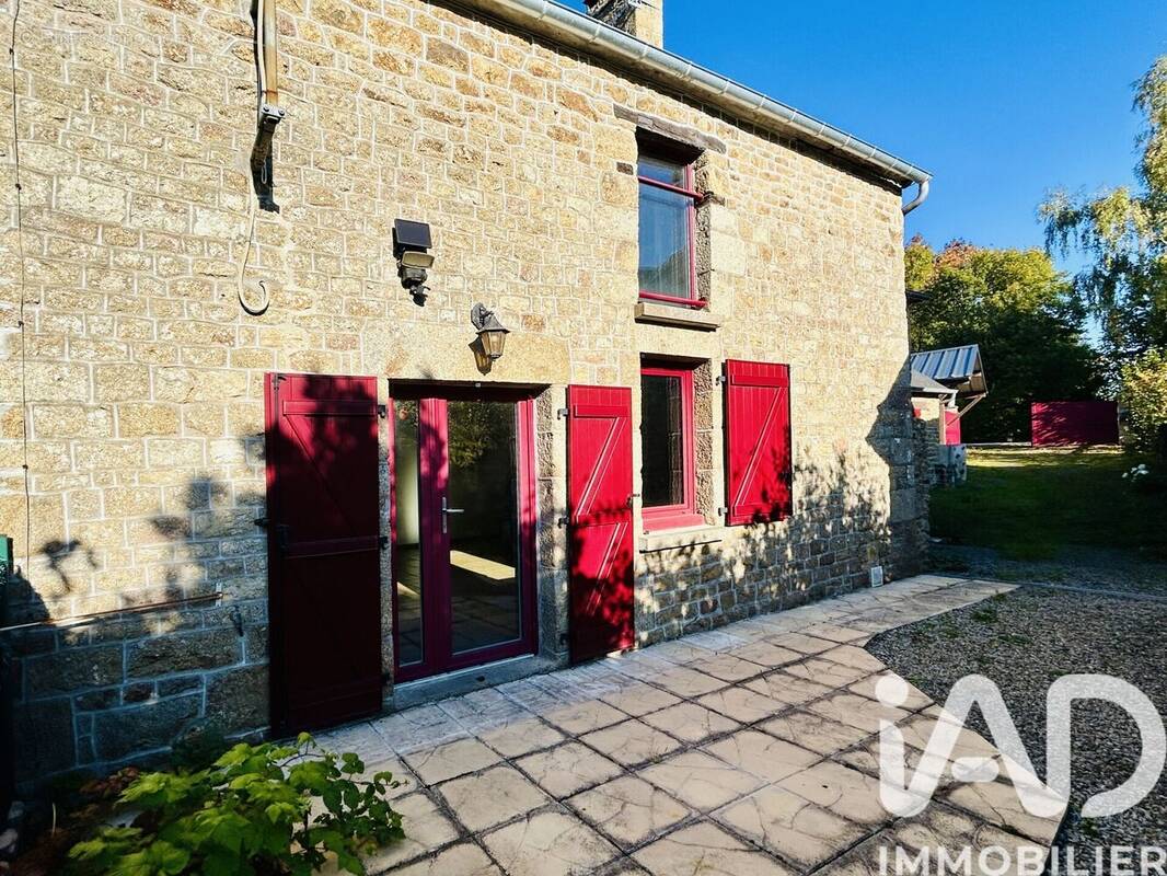 Photo 1 - Maison à MEZIERES-SUR-COUESNON